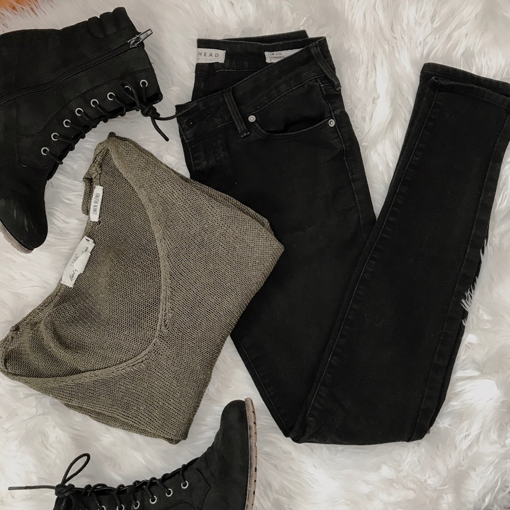 Black Low-Rise Skinny Jeans from Pacsun